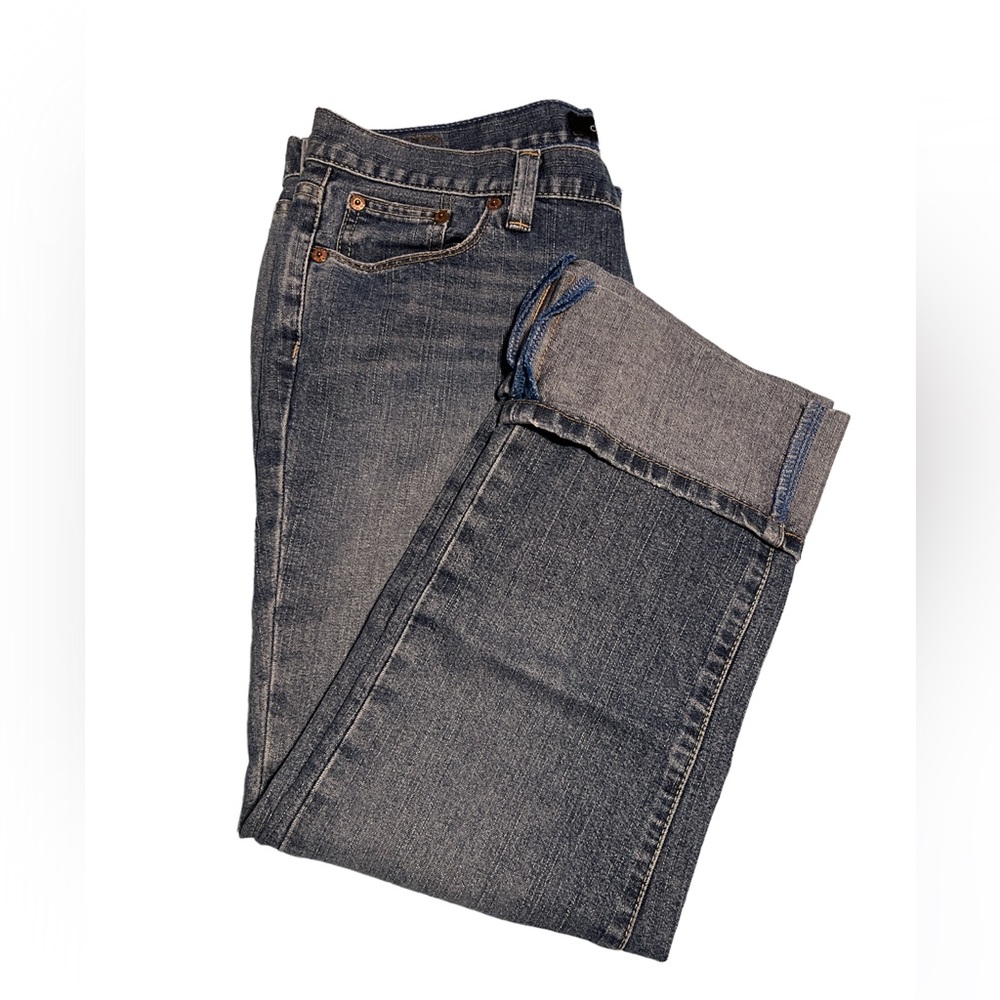NWOT Calvin Klein copped straight leg jeans
